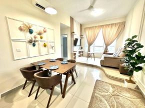 Amber Cove Seaview I MUJI 2BR I Game Room I 3-9pax